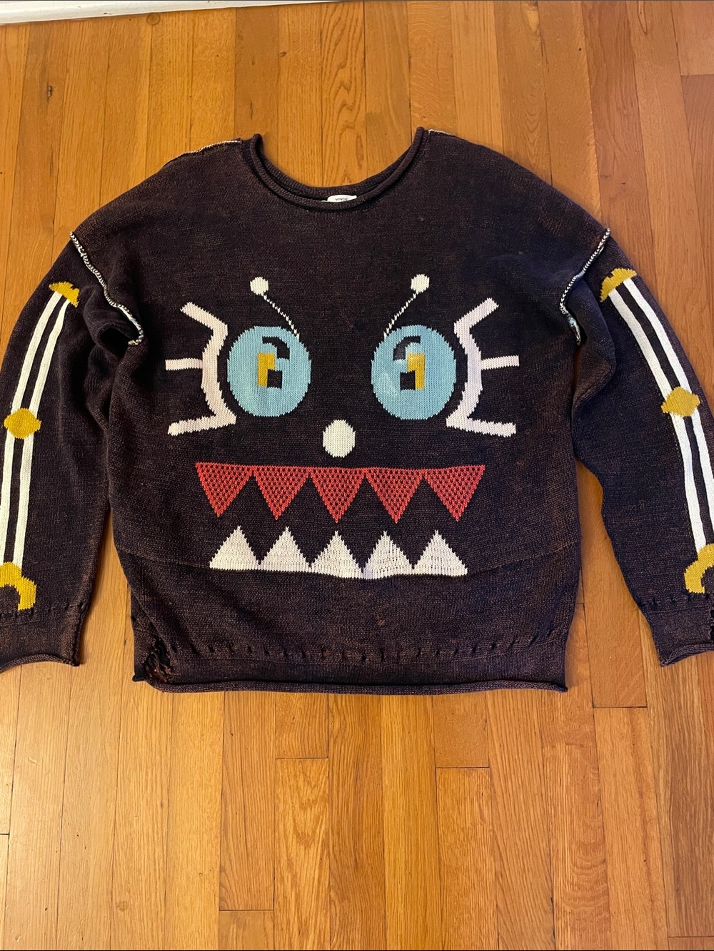 Vince. Robot Face Sweater Rare size XL